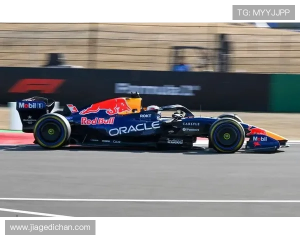 F1车队揭秘:梅赛德斯、法拉利等巨头的运营之道 F1车队揭秘:梅赛德斯、法拉利等巨头的运营之道